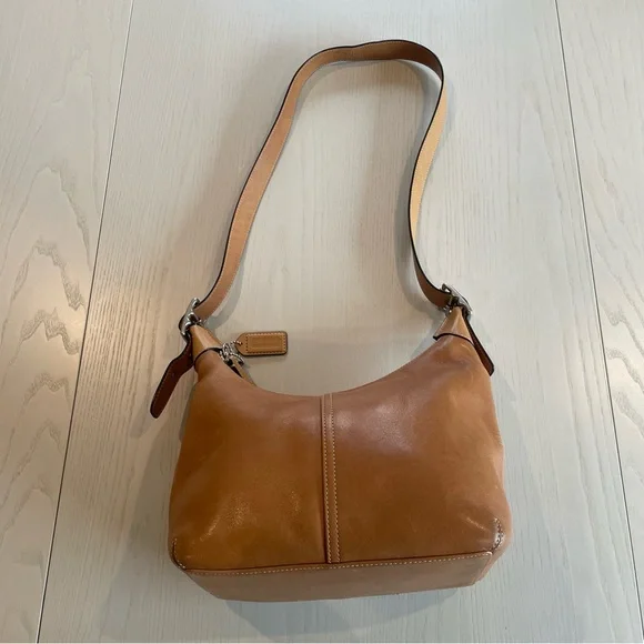 Coach Vintage Leather Legacy Bag British Tan 9566 Convertible Shoulder Y2K Rare - Picture 9 of 11